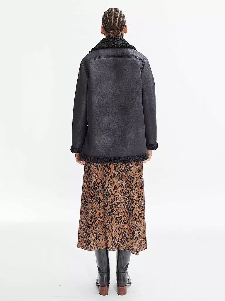 A.P.C. | Abrigo corto CLARA con efecto cuero | 