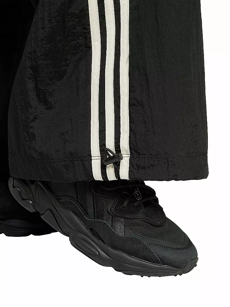 ADIDAS ORIGINALS | Jogginghose ATLANTA | Negro
