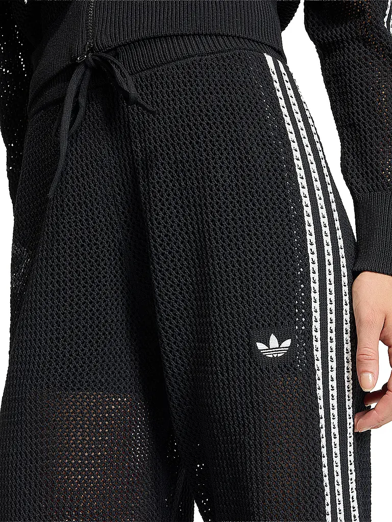 ADIDAS ORIGINALS | Jogginghose CROCHET TP | Negro