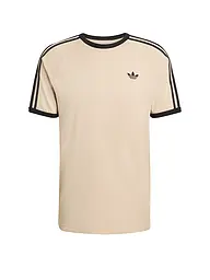 ADIDAS ORIGINALS | Nombre del producto: Camiseta
Marca: ADIDAS ORIGINALS
Color: beige
Categorías: Moda, Hombre

Largo de manga: Manga corta
Escote: Cuello redondo
Material: Jersey, Algodón
Diseño: Liso, Rayas
Corte (Prenda superior): Regular
Detalles: Logo | Beige