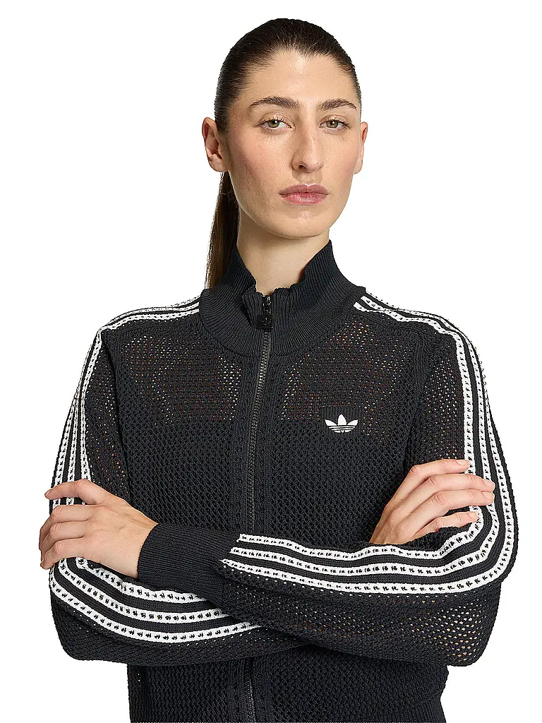 ADIDAS ORIGINALS | Sweatjacke CROCHET TT

Produktname: Sweatjacke CROCHET TT
Marke: ADIDAS ORIGINALS
Farbe: schwarz
Kategorien: Moda, Mujer

Ärmellänge: Manga larga
Material: Sweat, Poliéster / Poliamida
Kragenform: Cuello alto
Musterung: Unicolor, Rayas
Passform (Oberbe | 