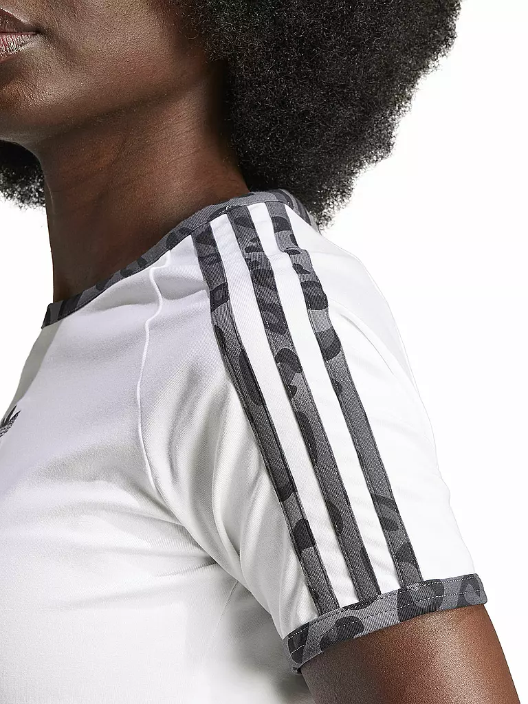 ADIDAS ORIGINALS | T-Shirt Cropped Fit | Blanco