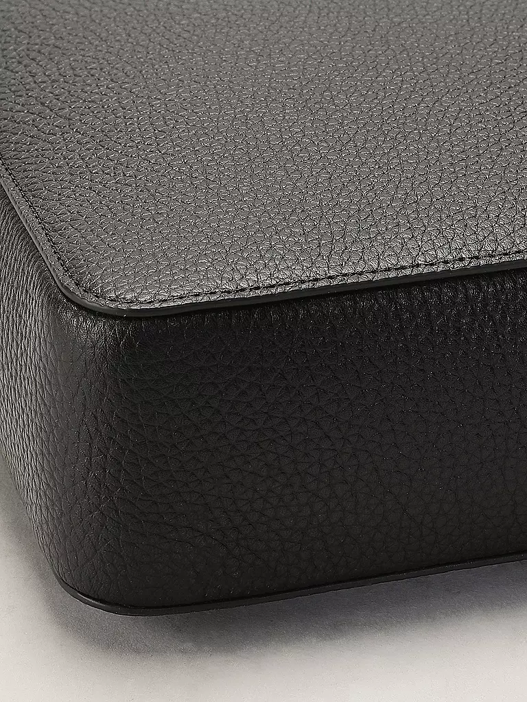 AIGNER | Bolso de cuero - Bolso Hobo PURA Medium | Negro