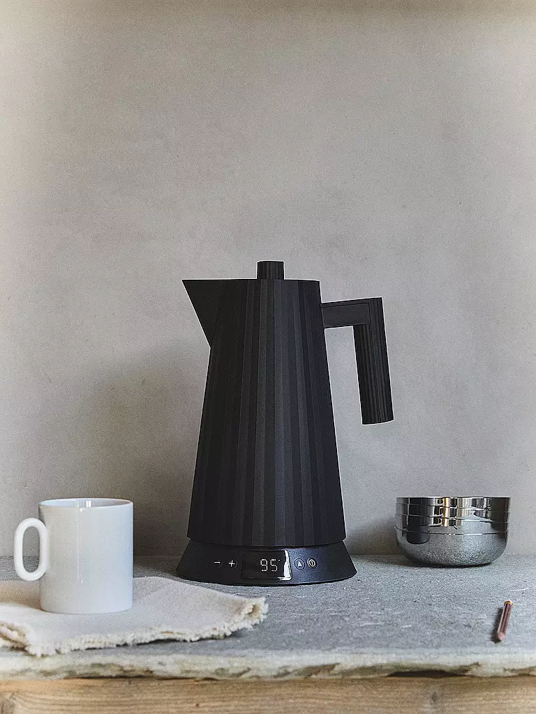 ALESSI | Hervidor de agua 1,7 l Plissee Th. Harz / Negro | Negro
