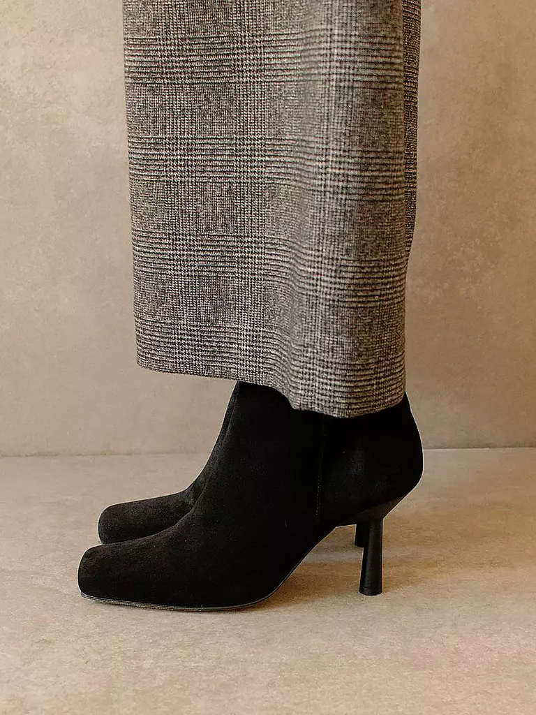 ALOHAS | Stiefelette Frappe | Negro