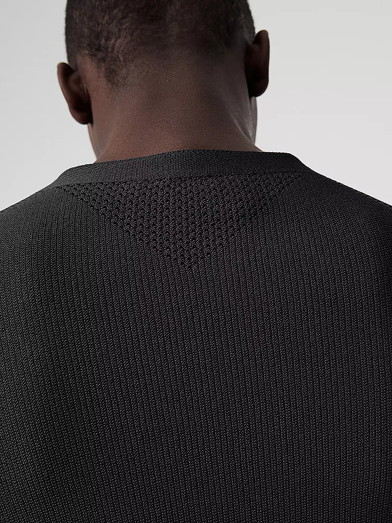 ALPHATAURI | Pullover FOSOP | Negro