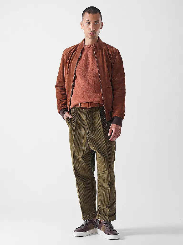 AMI PARIS | Chino Carrot Fit | Marrón
