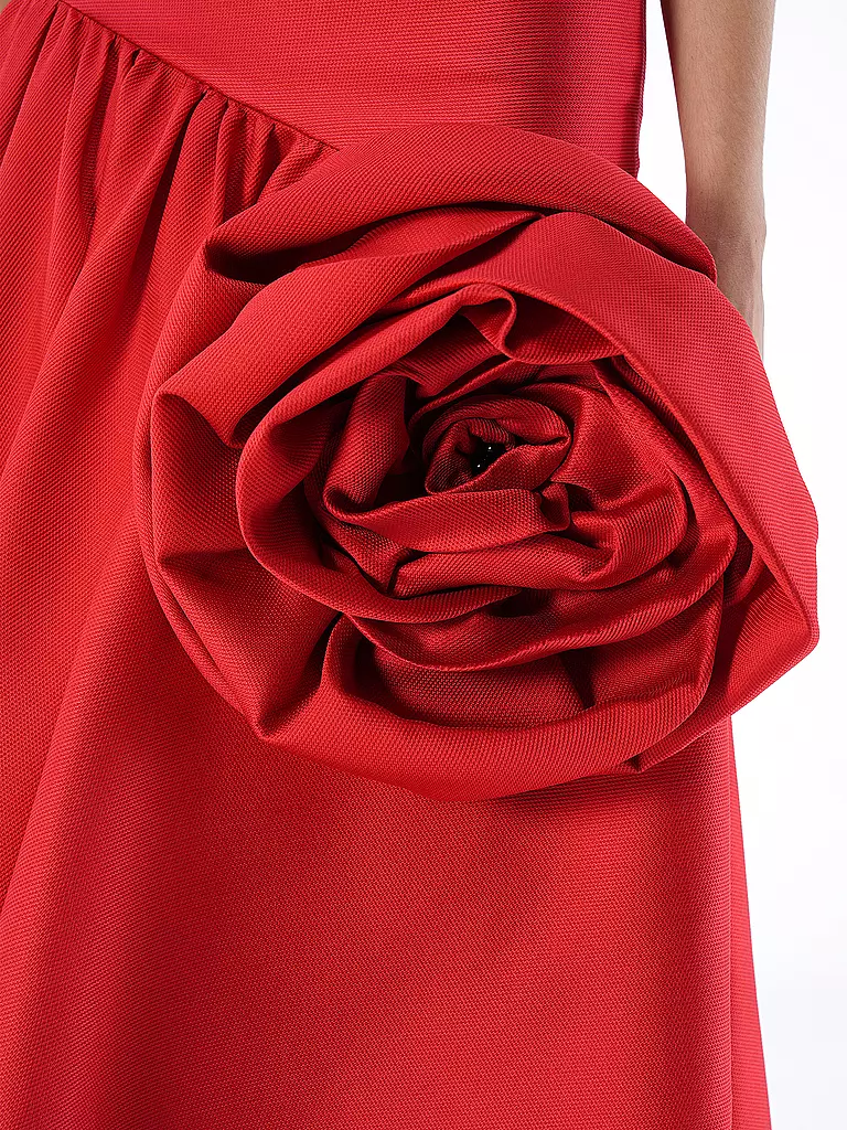 ANELIA PESCHEV | Vestido de noche BACCARA | Rojo