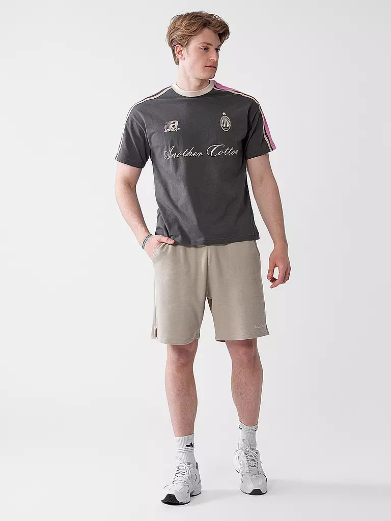 ANOTHER COTTON LAB | Camiseta | Negro