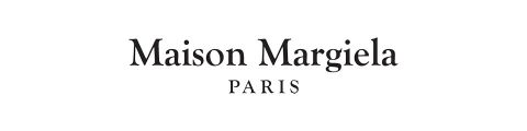 Logotipo de texto con la leyenda "Maison Margiela Paris" en fuente serif sobre un fondo blanco.