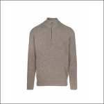 Ein hellbrauner, langärmeliger Pullover mit hohem Kragen und vierteljährlichem Reißverschluss auf weißem Grund.