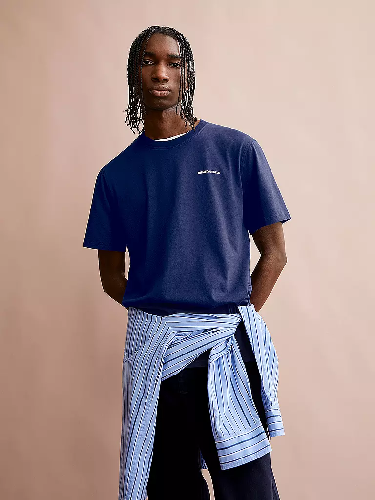 ARMEDANGELS | Camiseta MAARKOS | Azul oscuro