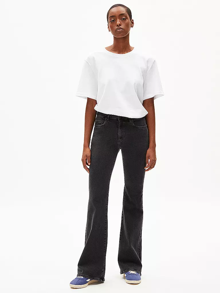 ARMEDANGELS | Jeans acampanados ANAMAA | Negro