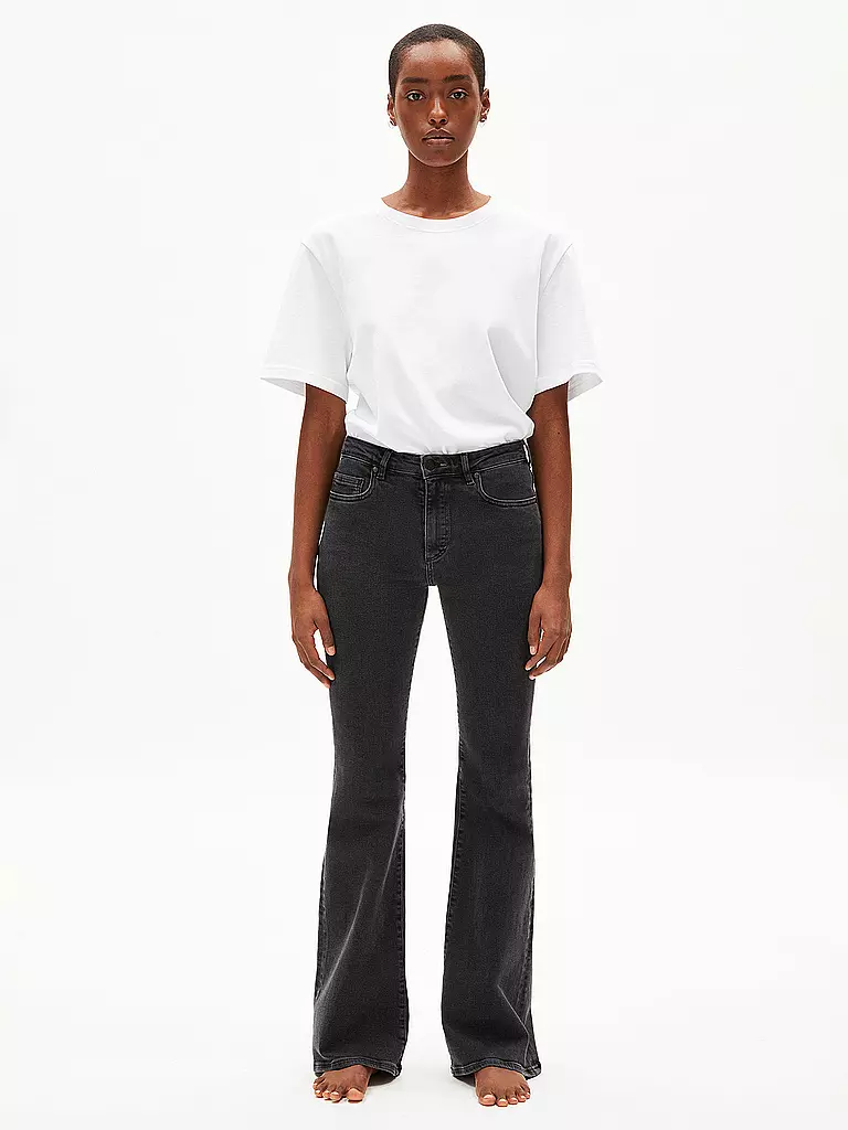 ARMEDANGELS | Jeans acampanados ANAMAA | Negro