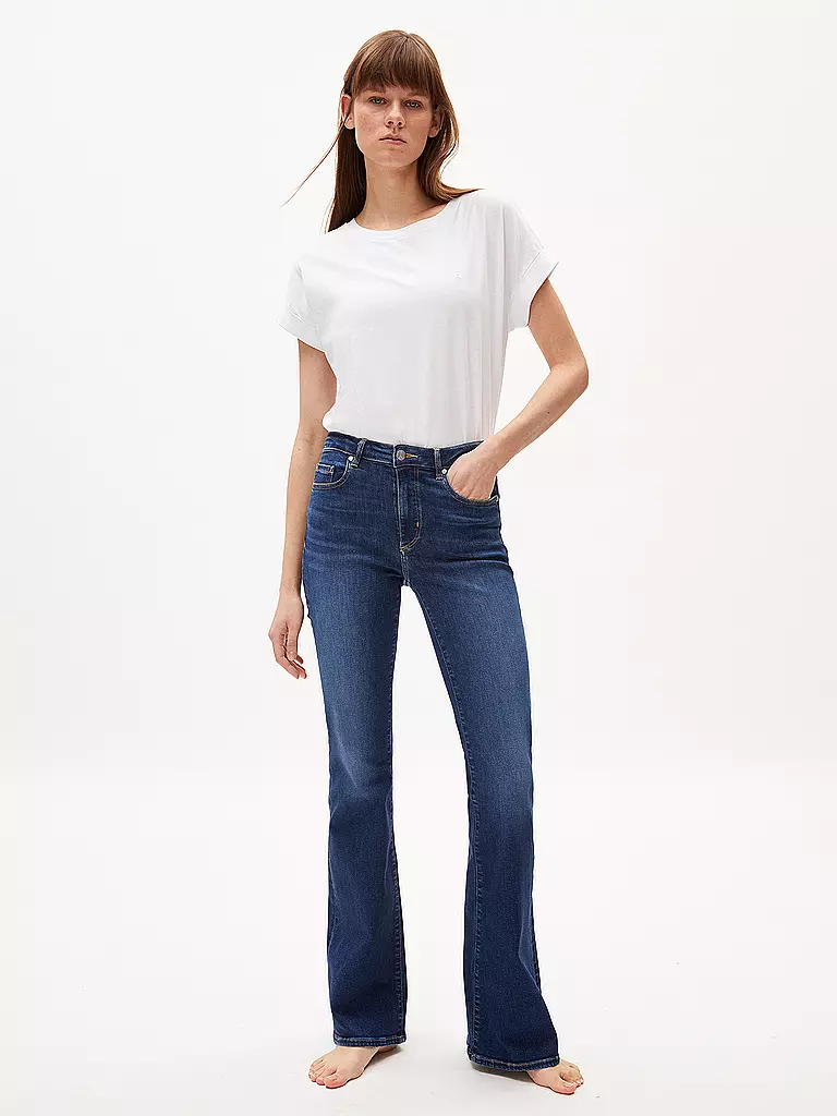 ARMEDANGELS | Jeans Flared Fit ANAMAA | Azul oscuro