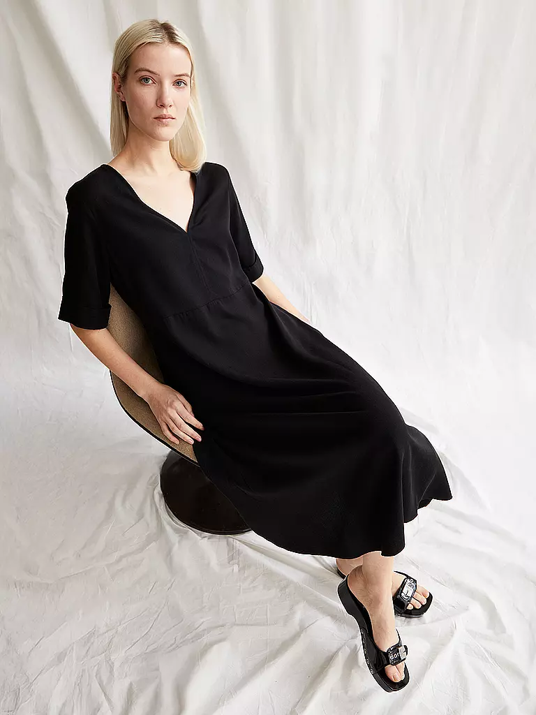 ARMEDANGELS | Midikleid VAALI | Negro