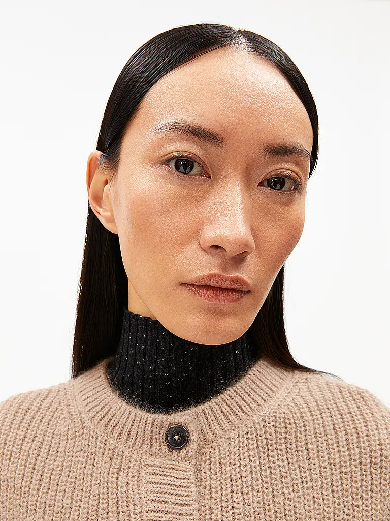 ARMEDANGELS | Nombre del producto: Gilet HELGAA | 