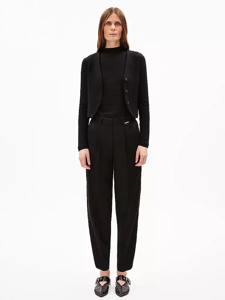 ARMEDANGELS | Pantalón Tapered Fit SANDRINAA | schwarz
