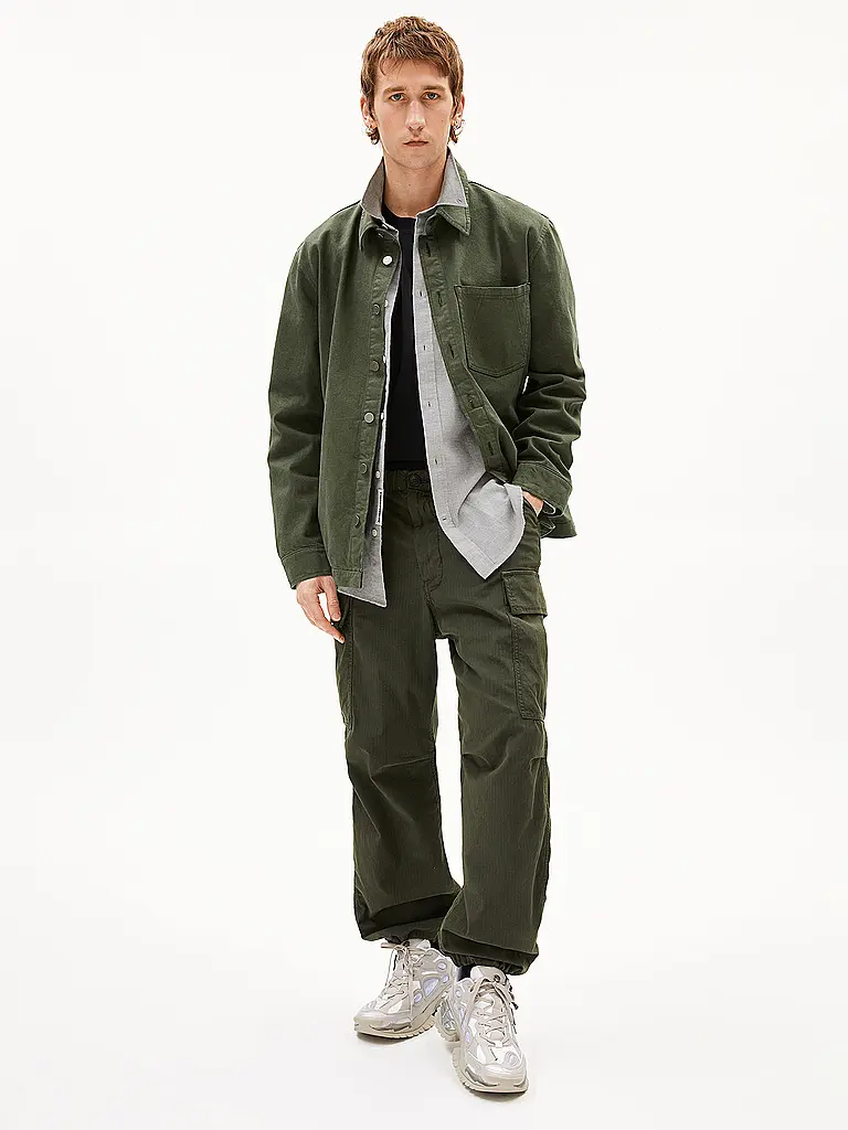 ARMEDANGELS | Sobrecamisa YUNAAI CORDUROY | Oliva