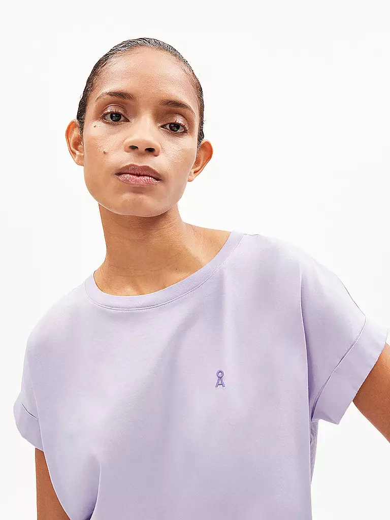ARMEDANGELS | T-Shirt IDAARA | Lila