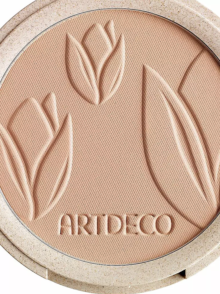 ARTDECO GREEN COUTURE | Base Compacta Acabado Natural ( 5 Beige Medio ) | Beige