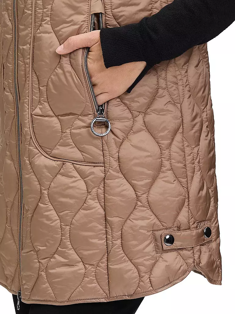 BETTY BARCLAY | Chaleco acolchado | 