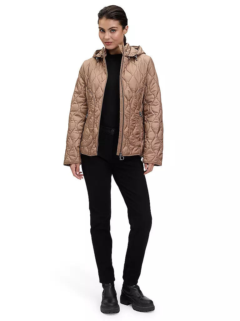 BETTY BARCLAY | Chaqueta acolchada ligera | Camel