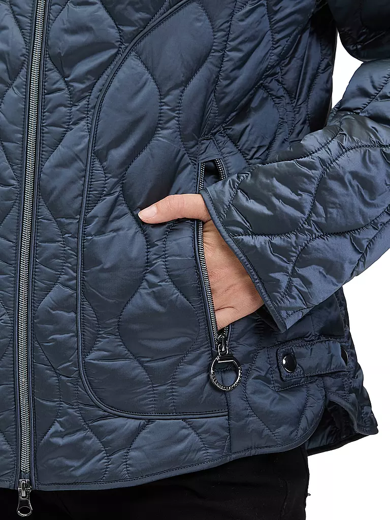 BETTY BARCLAY | Chaqueta acolchada ligera | 