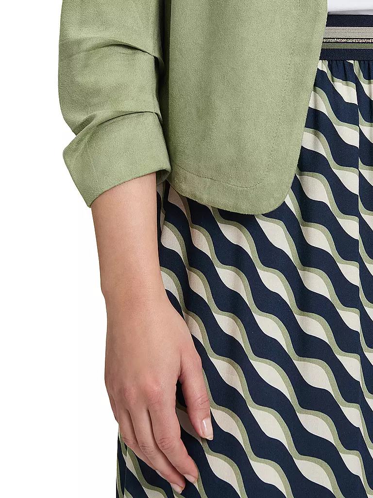 BETTY BARCLAY | Chaqueta corta | 