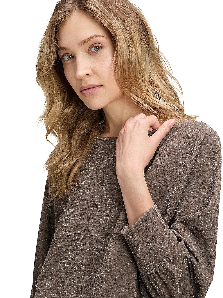 BETTY BARCLAY | Shirt
Marca: BETTY BARCLAY
Color: marrón
Categorías: Moda, Mujer
Etiquetas: Tallas grandes
Largo de manga: Manga 3/4
Escote: Cuello barco
Material: Jersey, Poliéster / Poliamida, Elástico
Diseño: Unicolor
Corte (Prenda superior): Suelto
Detalles: Co |