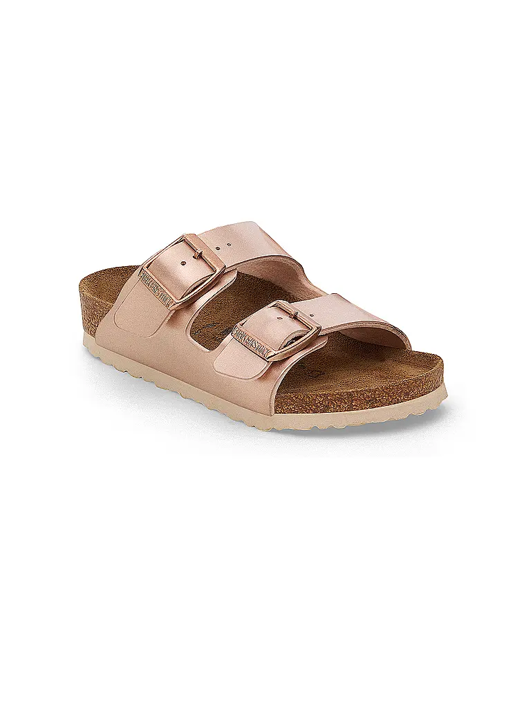 BIRKENSTOCK | Nombre del producto: Sandalias ARIZONA para niños
Marca: BIRKENSTOCK
Color: cobre
Categorías: Moda, Niños, Niñas

Material: Cuero
Estampado: Metálico
Estilo: Puro
Altura del tacón: Tacón plano | Cobre