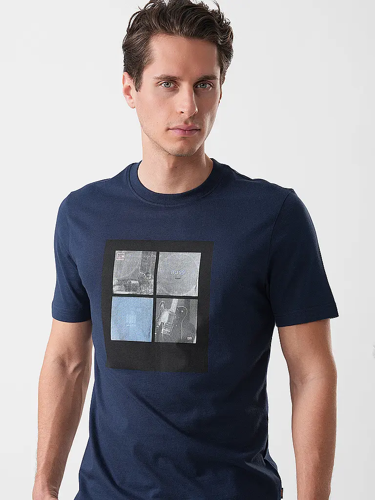 BOSS | Nombre del producto: Camiseta TE_COVER | Azul