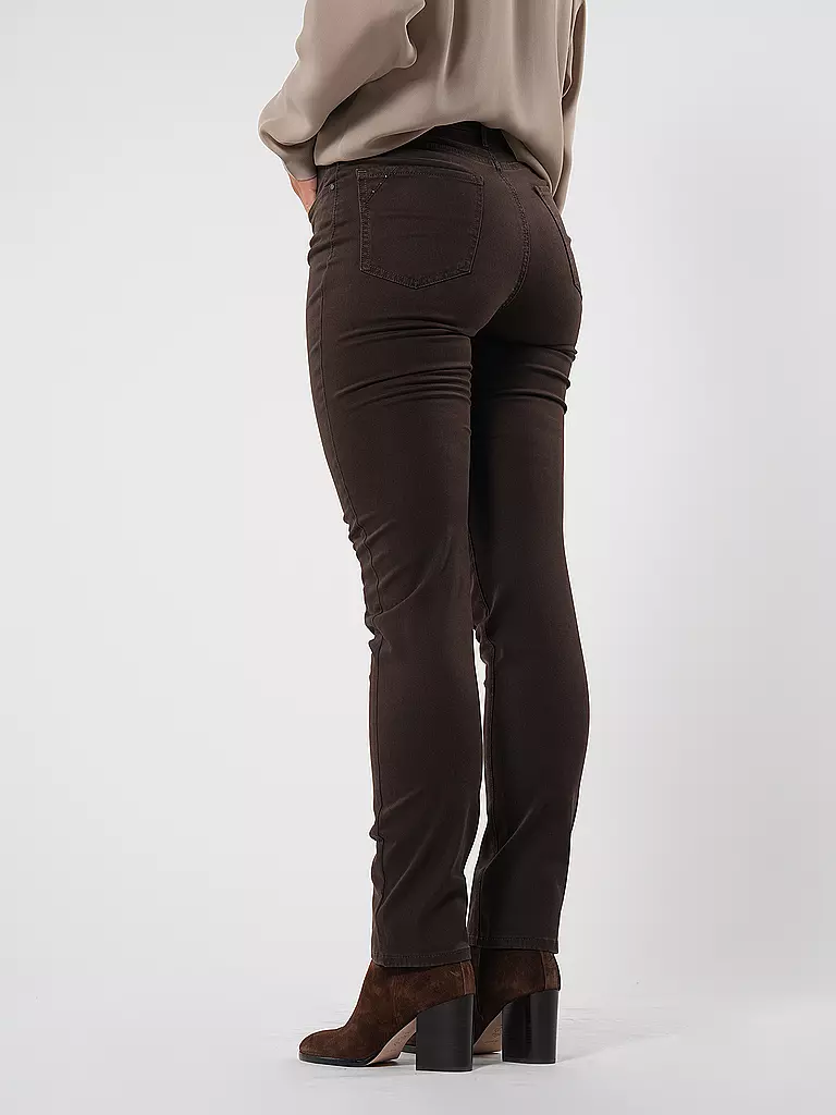 BRAX | Hose Straight Fit MARY  | Marrón