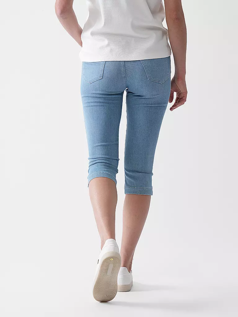 BRAX | Vaqueros Slim Fit 3/4 SHAKIRA C | Azul claro