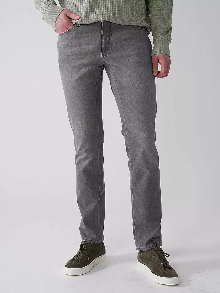 BRAX | Vaqueros Slim Fit CHUCK | Gris