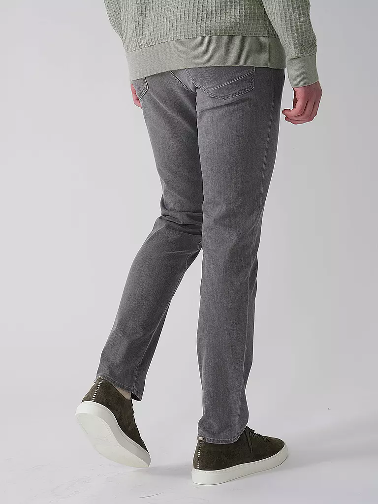 BRAX | Vaqueros Slim Fit CHUCK | Gris