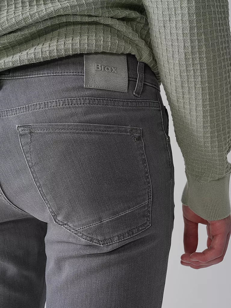 BRAX | Vaqueros Slim Fit CHUCK | Gris