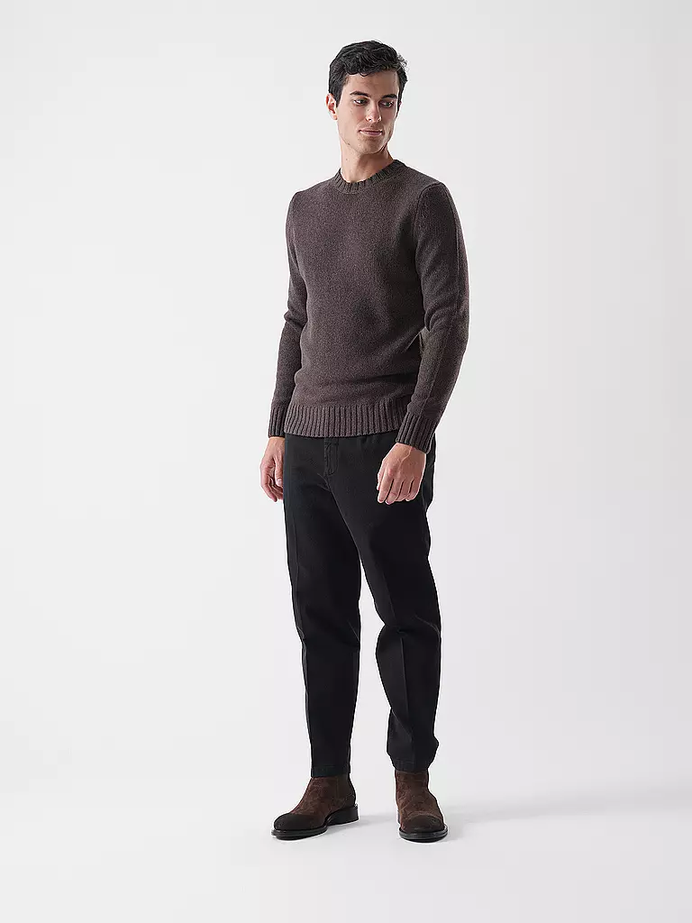 BRIGLIA | Chino | Negro