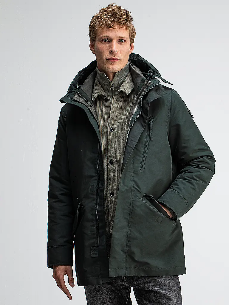 BUTCHER OF BLUE | Parka GALENA
Marca: BUTCHER OF BLUE
Color: verde oscuro
Categorías: Moda,Hombre
Material: Poliéster / Poliamida
Forma del cuello: Capucha
Estampado: Liso
Corte (Prenda exterior): Regular
Detalles: Bolsillos laterales, Cordón, 3 en 1, Resistente al agu |