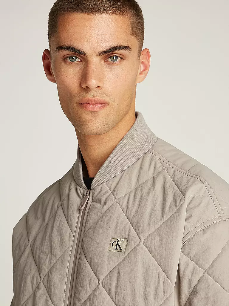 CALVIN KLEIN JEANS | Chaqueta acolchada ligera | 
