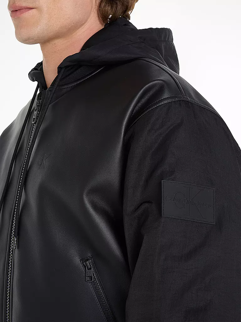 CALVIN KLEIN JEANS | Jacke in Lederoptik | Negro