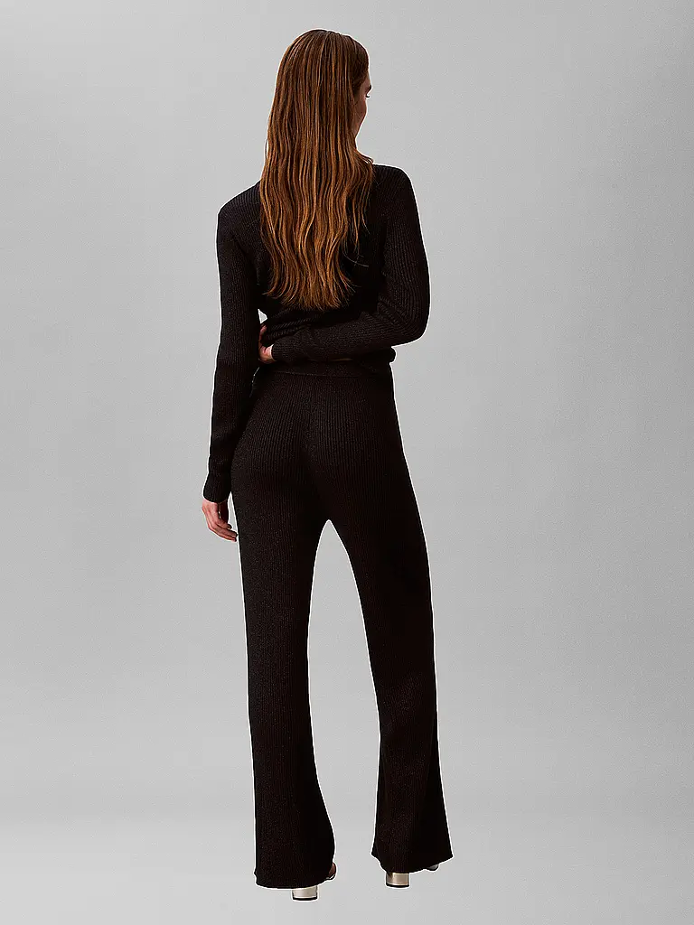 CALVIN KLEIN JEANS | Nombre del producto: Pantalón acampanado | 