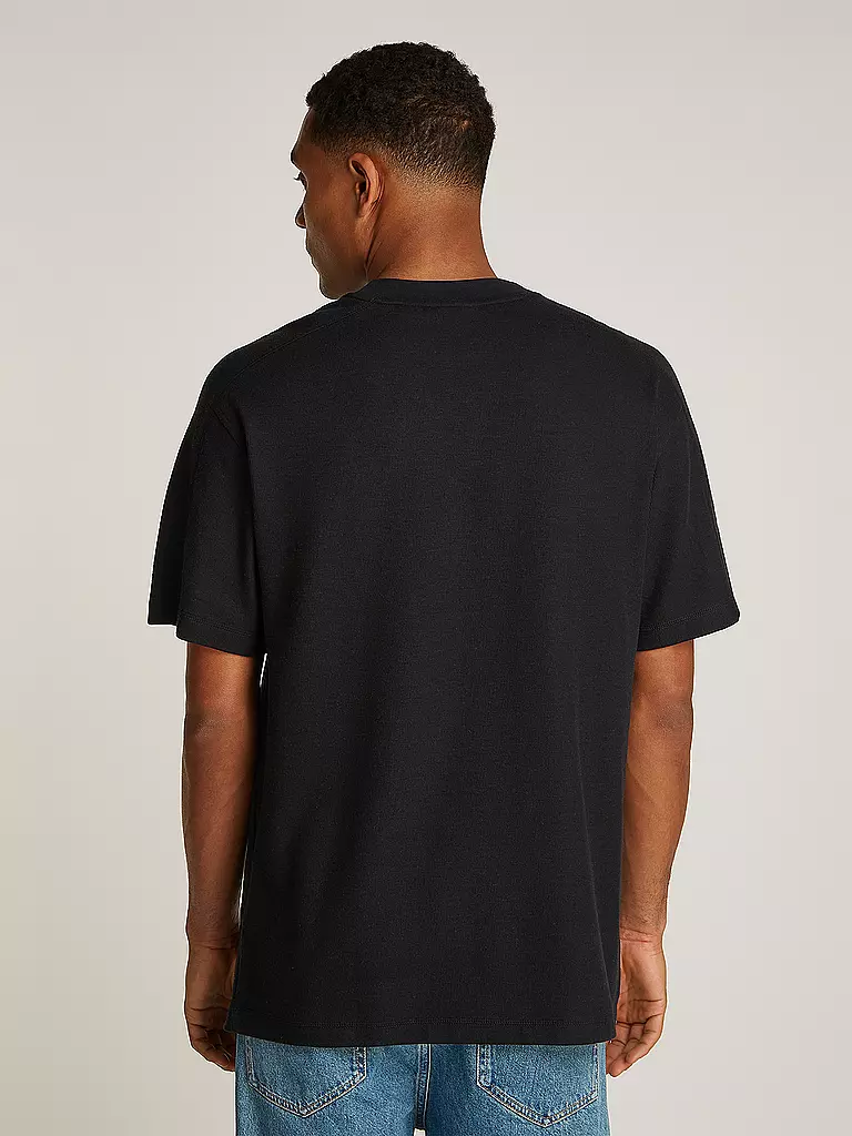 CALVIN KLEIN JEANS | T-Shirt  | Negro