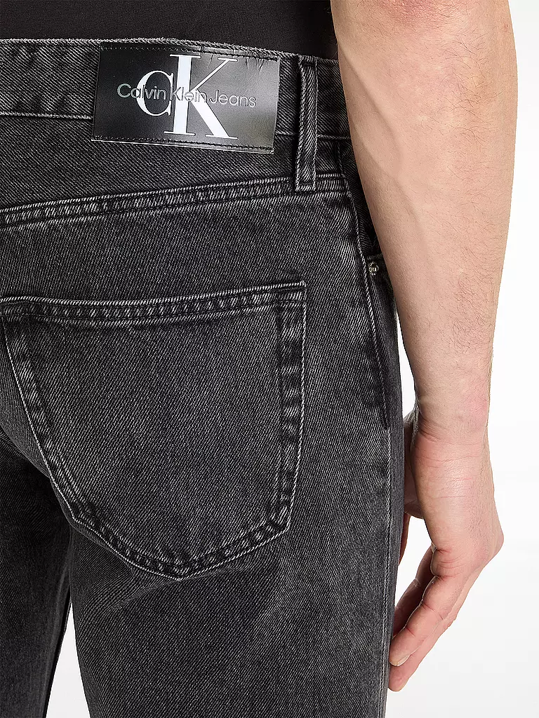 CALVIN KLEIN JEANS | Vaqueros corte cónico | 