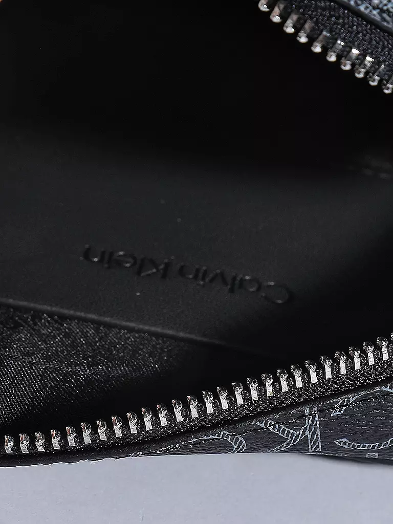 CALVIN KLEIN | Bolso - Minibolso CK MUST | Negro