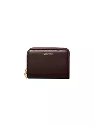 CALVIN KLEIN | Monedero CK PULLER Medium | Rojo oscuro