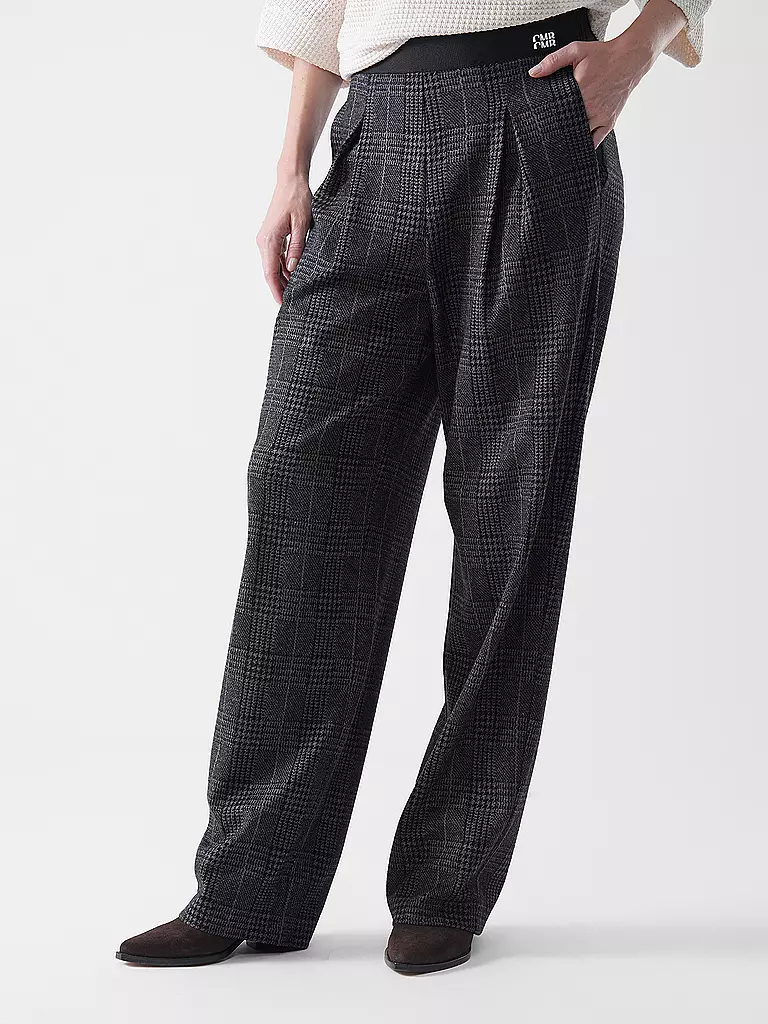 CAMBIO | Chino ELEONOR JOGG | 