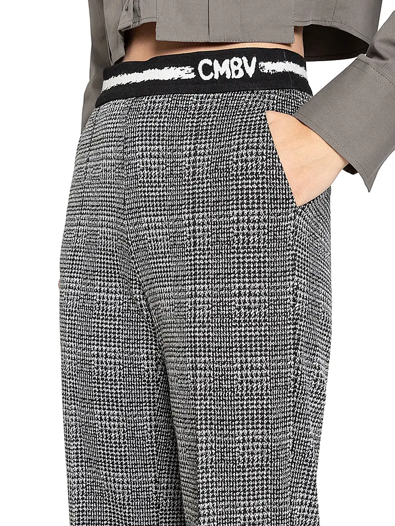 CAMBIO | Pantalones Marlene AVA | Negro