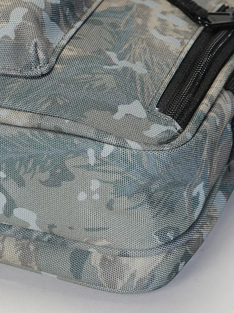 CARHARTT WIP | Bolso ESSENTIALS BAG Small | Oliva