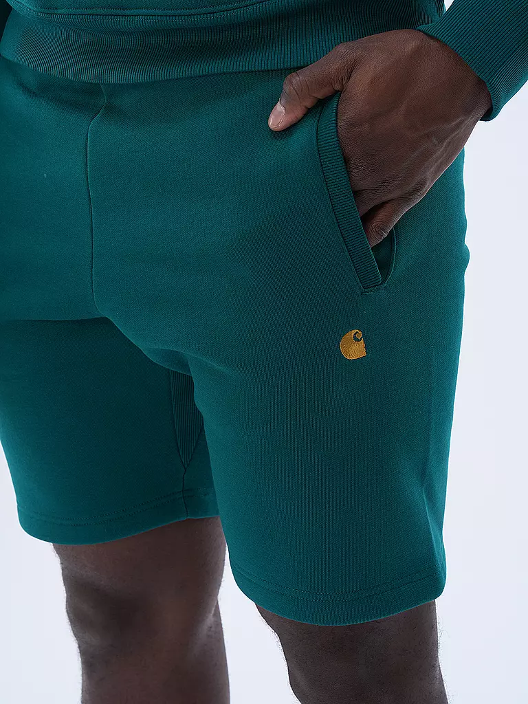 CARHARTT WIP | Sweatshorts CHASE | Verde oscuro